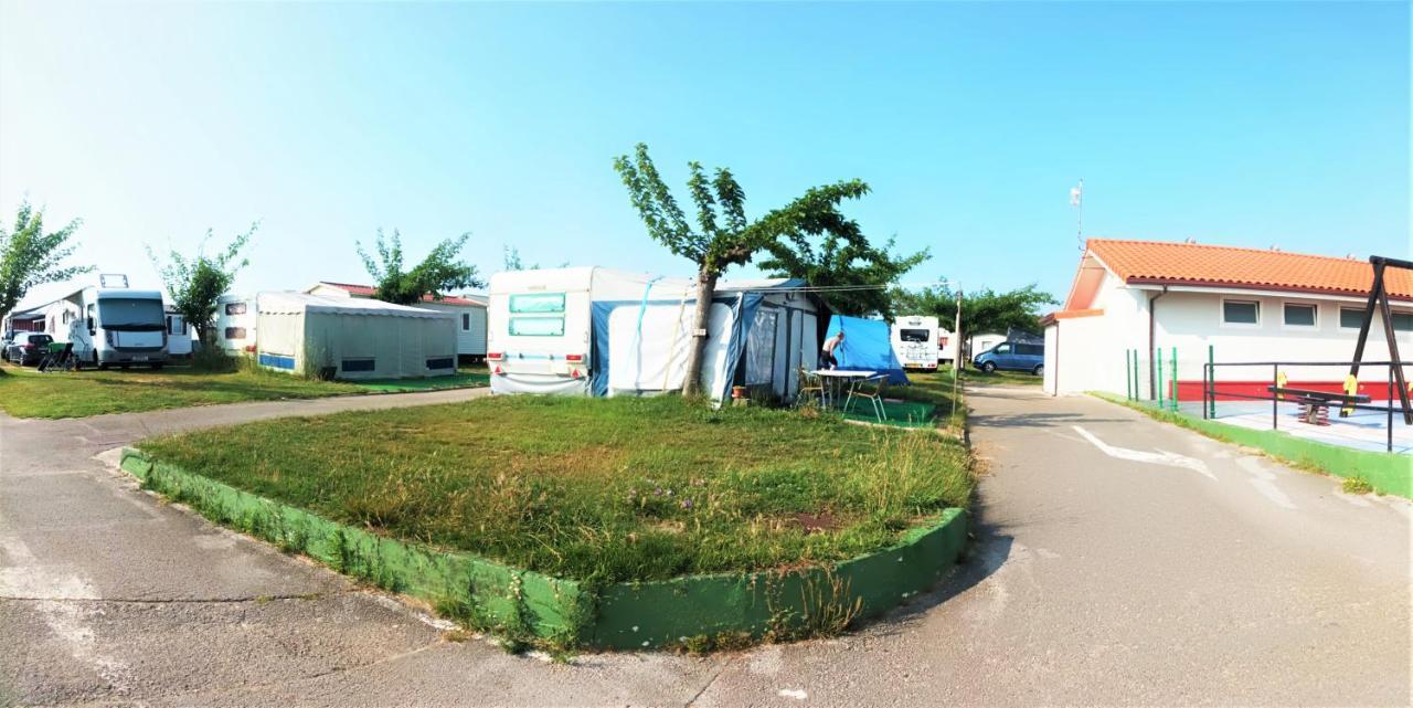 Camping Derby Loredo Exteriér fotografie